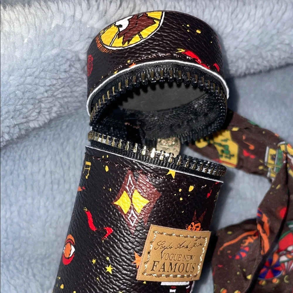 Vogue New Famous Bag Charm “Vintage Circus “Mini Scarf Barrel -zipper